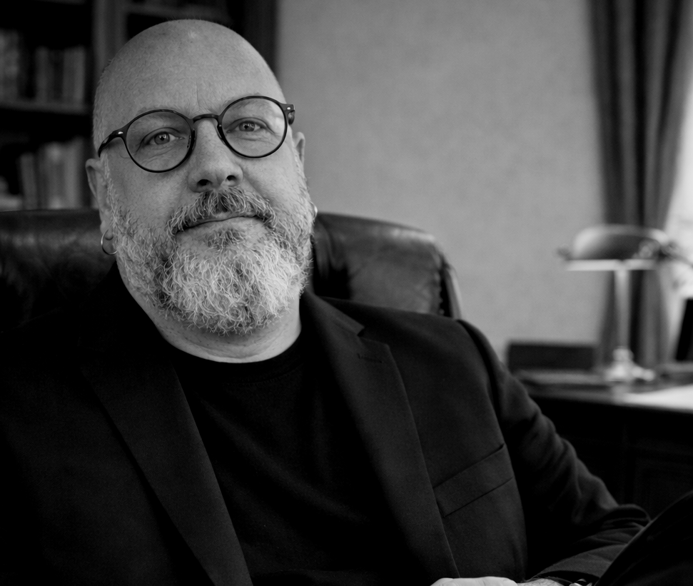 MURILLO C. FREITAS participa da Bienal do Livro em Salvador nesse domingo (19)